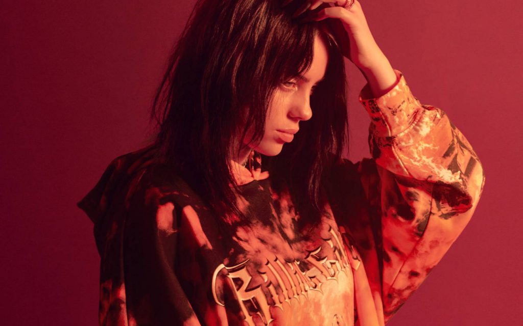 Colaboración de Billie Eilish con Bershka para su nueva línea de ropa